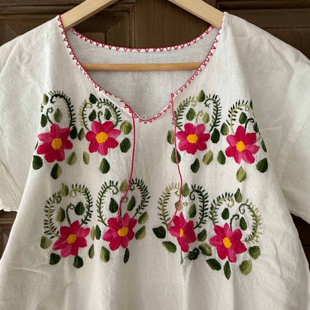 Hand Embroidered Mexican Short Sleeve White & Floral Blouse - Picture 2 of 5